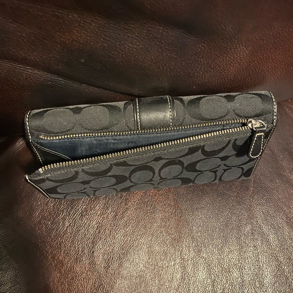 Coach wallet - Picture 3 of 4